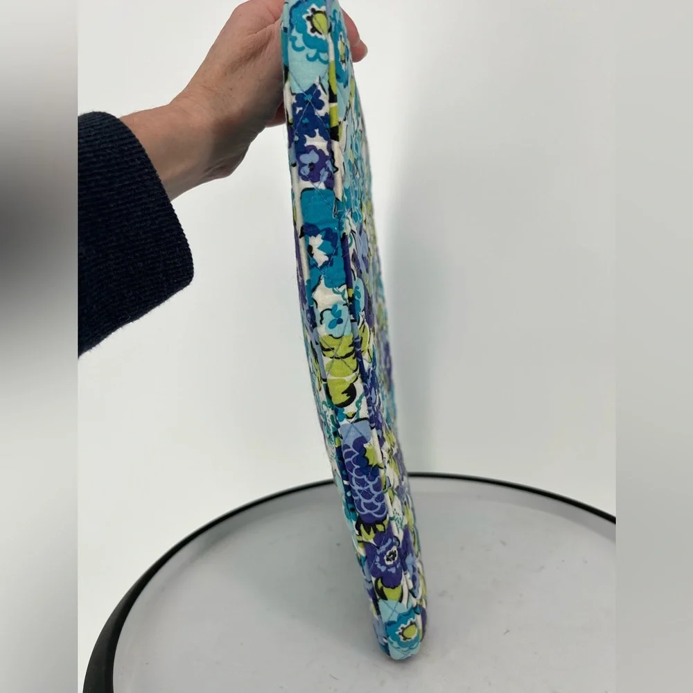 VERA‎ BRADLEY RETIRED BLUEBERRY BLOOMS LAPTOP PADDED BAG